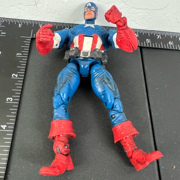 Marvel Legends Toybiz Face Off CAPTAIN AMERICA Steve Rogers 6" Action Figure - Picture 7 of 9